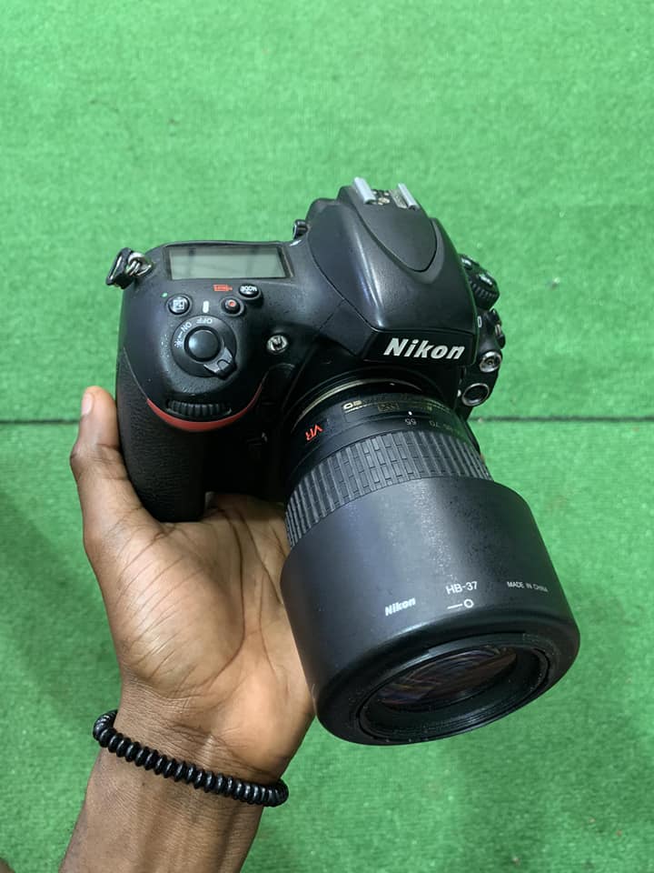 Appareil photo  Nikon + objectif nouveau